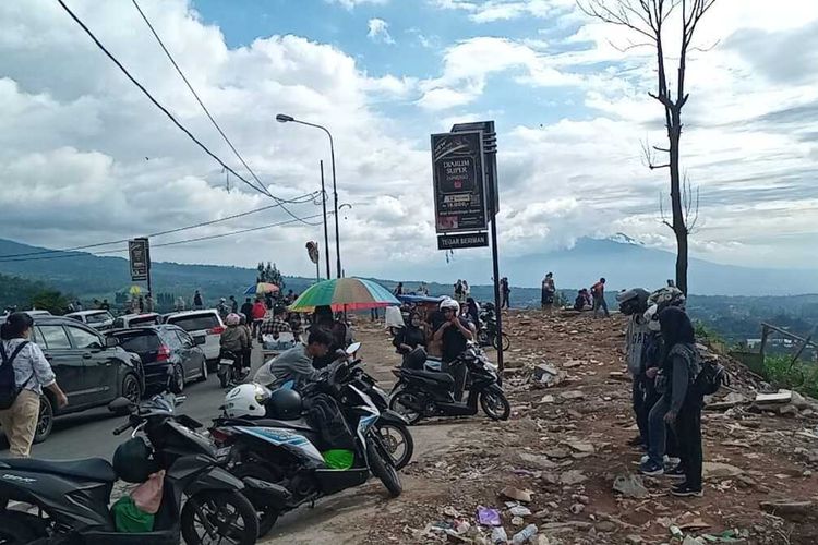 Kemenparekraf Nilai Penertiban PKL di Puncak Bogor